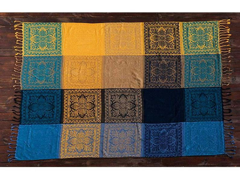 Nepal Style Chenille Yarn Woven Blanket: Multi-Functional Sofa Throw, Shawl, or Table Mat