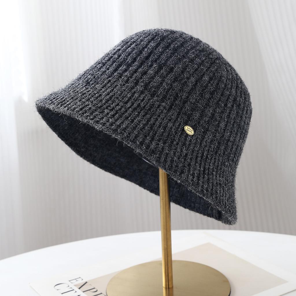 Fashion versatile knitted bucket hat women's autumn and winter casual simple washbasin hat plain bucket hat
