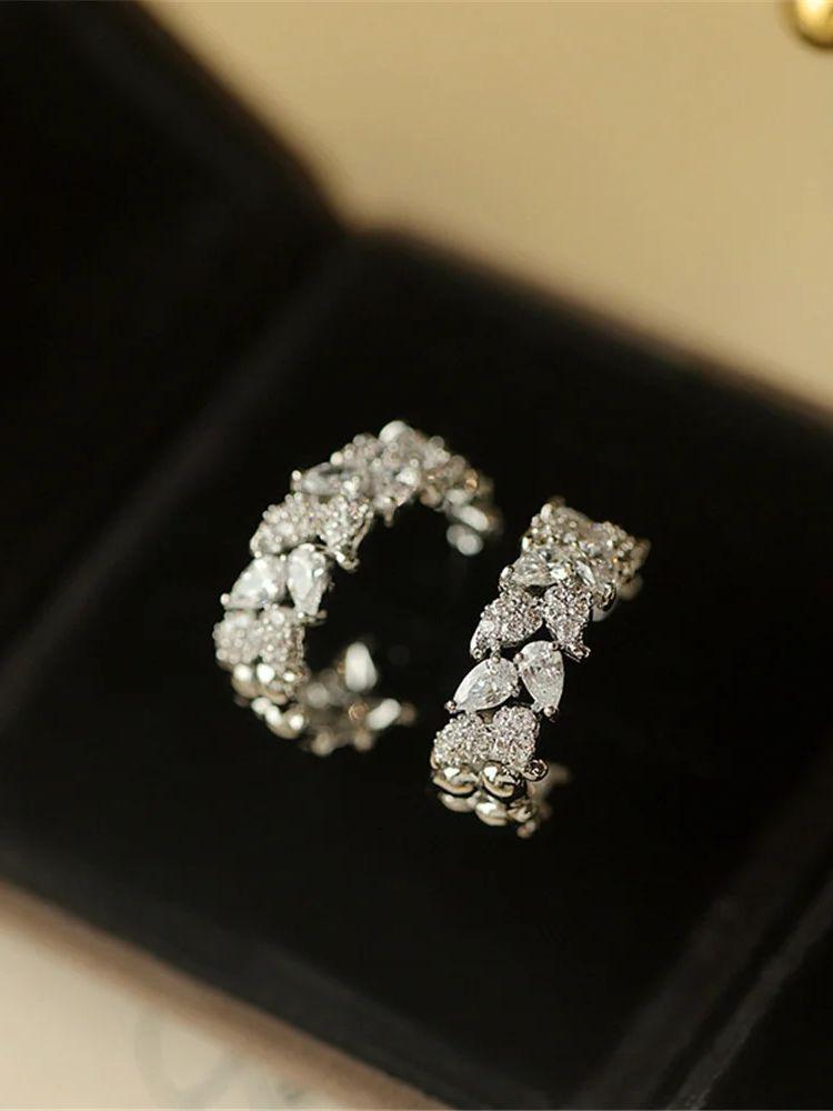 Cute Female White Zircon Stone Stud Earrings Vintage Silver Color Wedding Jewelry For Women