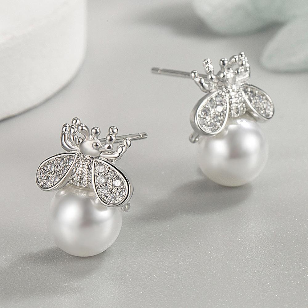 Animal Cute Female White Zircon Pearl Bee Stud Earrings Trendy Fashion Silver Gold Color Wedding Jewelry For Women