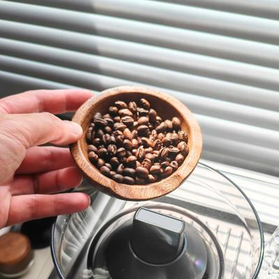 Kaffeedosiertablett aus Massivholz, italienischer Espresso-Dosierbecher, saubere Kaffeezubereitungsstation, Barista-Geschenk für die Kaffeeecke zu Hause
