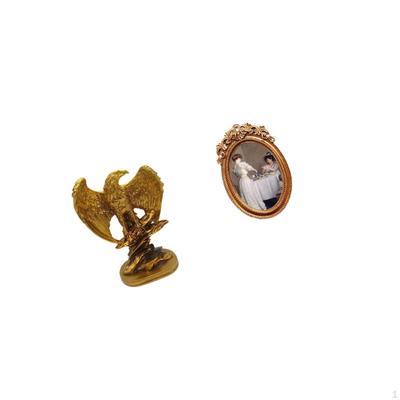 Majestic Sculpture And Ornate Resin Photo Frame Decorative Desktop Ornament for Home Office
