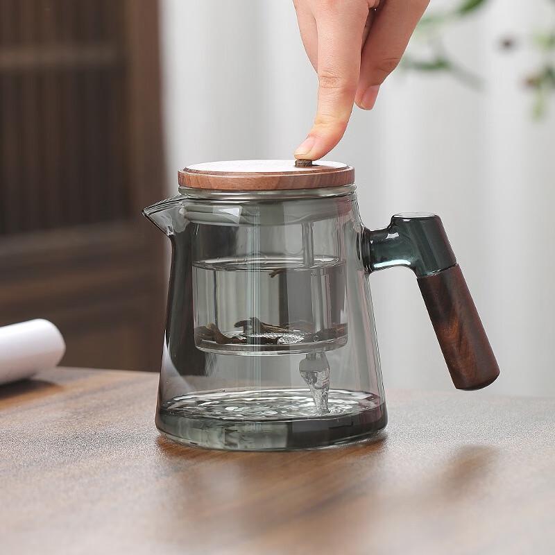 Jie Xing Press-Type Glass Tea Infuser with Walnut Accent