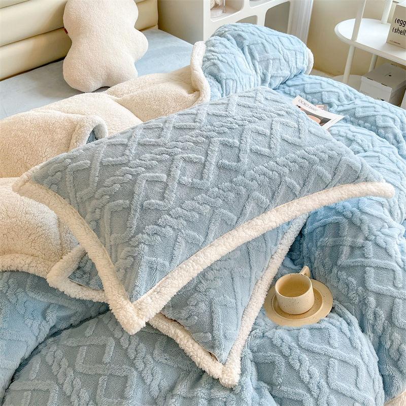 Plush Pillow Cover Winter Warm Pillow Cover Double-Sided Fuzzy Pillowcase Pillow Protector for Bedroom Dormitory Decoration