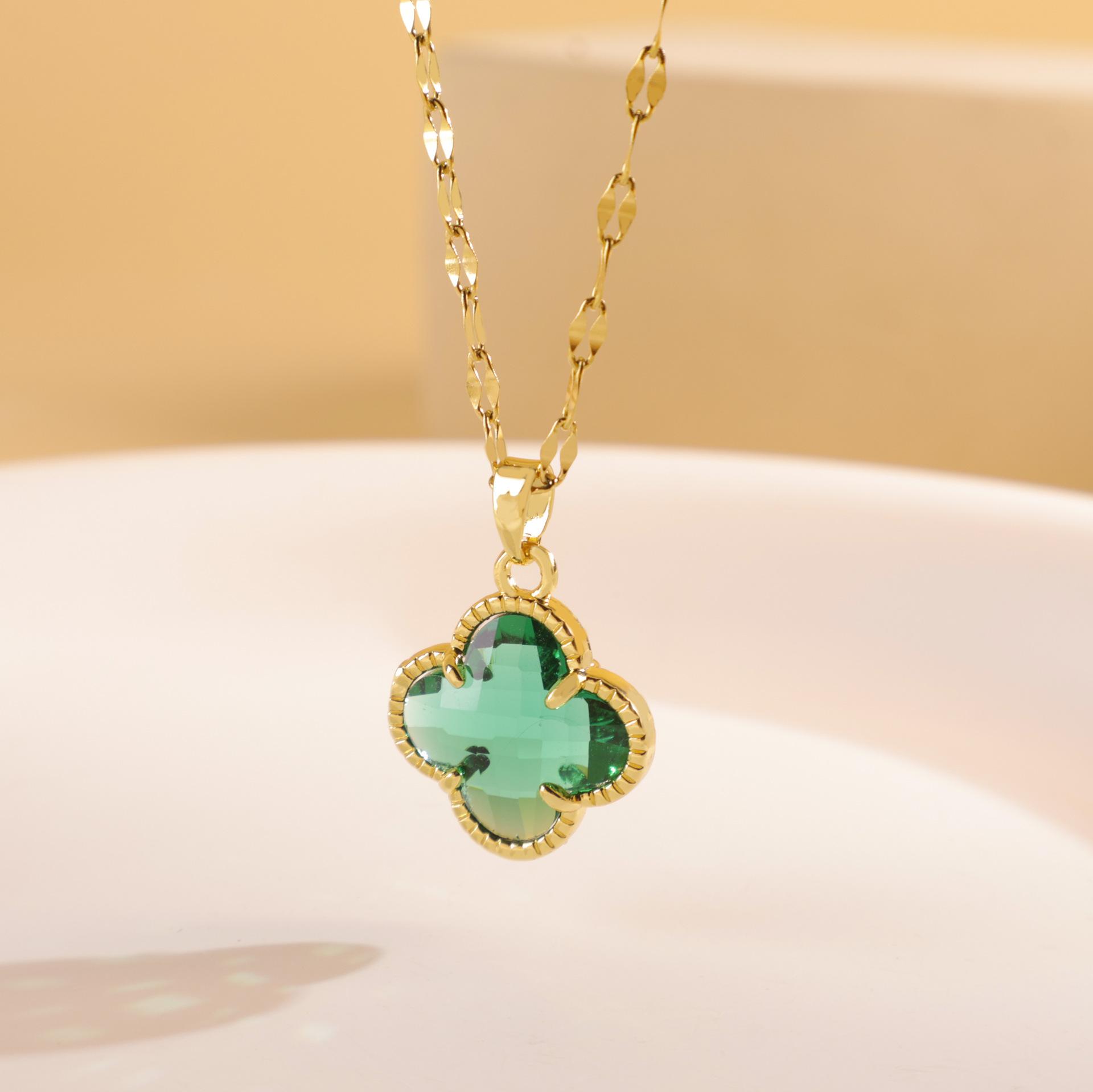 

Ожерелье Женское Легкая Роскошь Нишевое Ожерелье Четырехлистный Клевер Высокий Дизайн Титановая Сталь Цепочка на Ключицу Универсальное Ювелирное Изделие