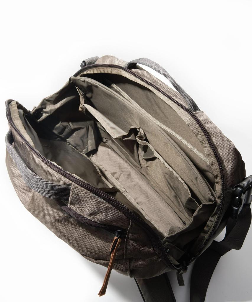 Shoulder bag DISTRICTPRO Stone [Mystery Ranch] [Product]