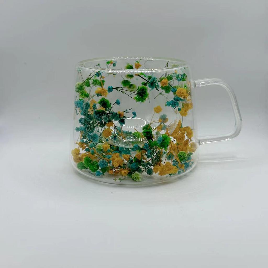 Elegant Double-Layer Glass Cup with Real Flower Design - Perfect for Coffee or Water, Made from High-Quality Borosilicate.