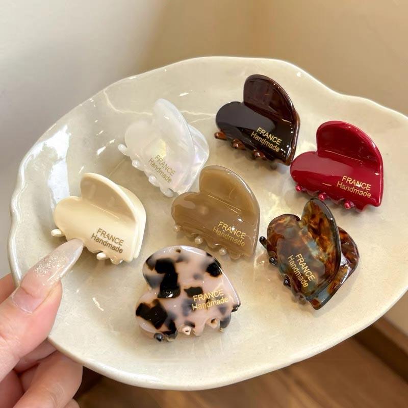 3.5cm Small Hair Claws Cute Acetate Heart Hair Clip Hairclaw For Girls Hairpins Children Women Hair Accessories Korean Hair Crabs