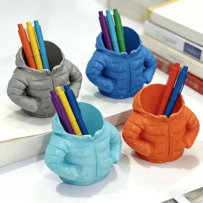 Chaqueta de plumón Portalápices Organizador de Escritorio Caja de Almacenamiento Compacta para Bolígrafos Lápices Rotuladores Accesorio Creativo para Escritorio de Aula Regalo para Estudiante
