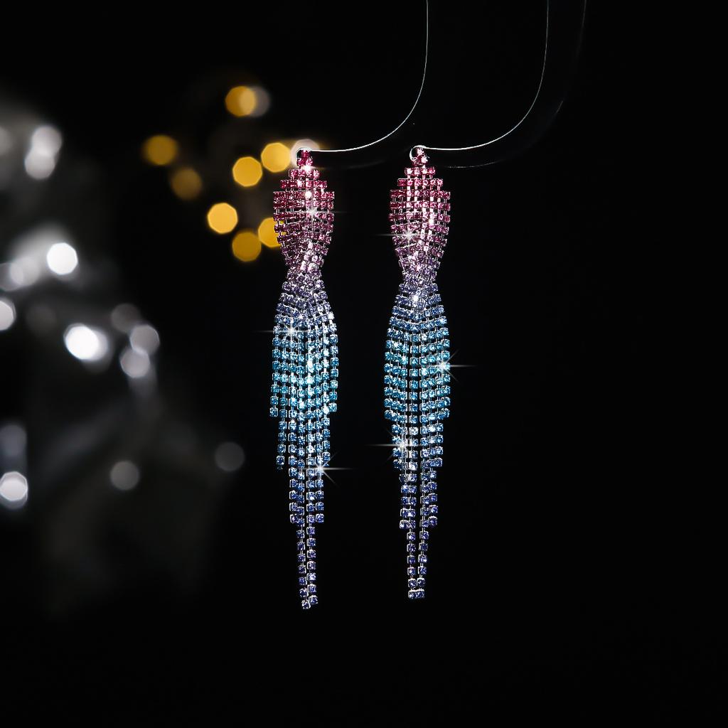 Temperament Light Luxury Niche, Full Diamond Twisted Earrings and Earrings