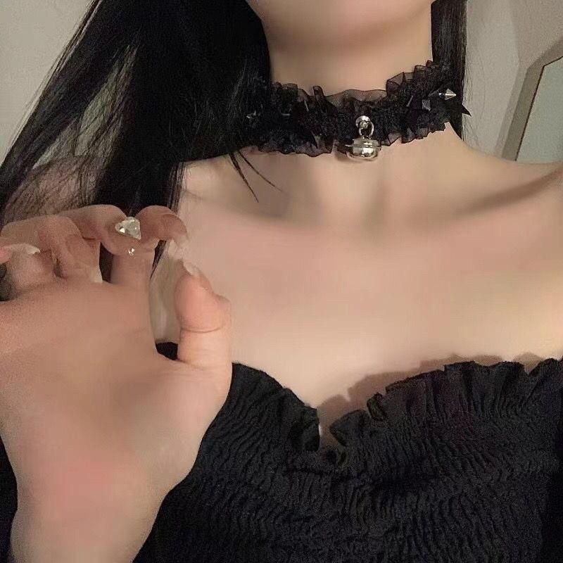 Lolita Camellia Choker Necklace for Women - Dark Clavicle Chain, Maid Style Neckband Collar