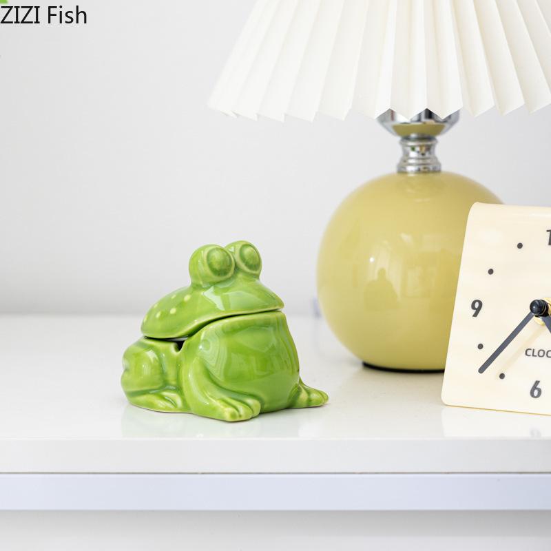 Cute Green Frog Ashtray Ceramic Ash Tray Office Table Desktop Standby Smoking Accessories for Weed Ashtrays Gift for Boyfriend