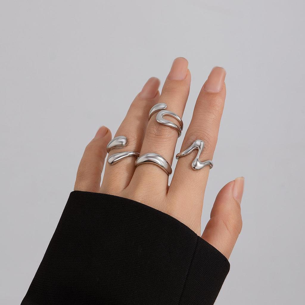 Geometric Open Ring: European-American Design, Niche Lava Metal Style, Arc Shape for Index Finger