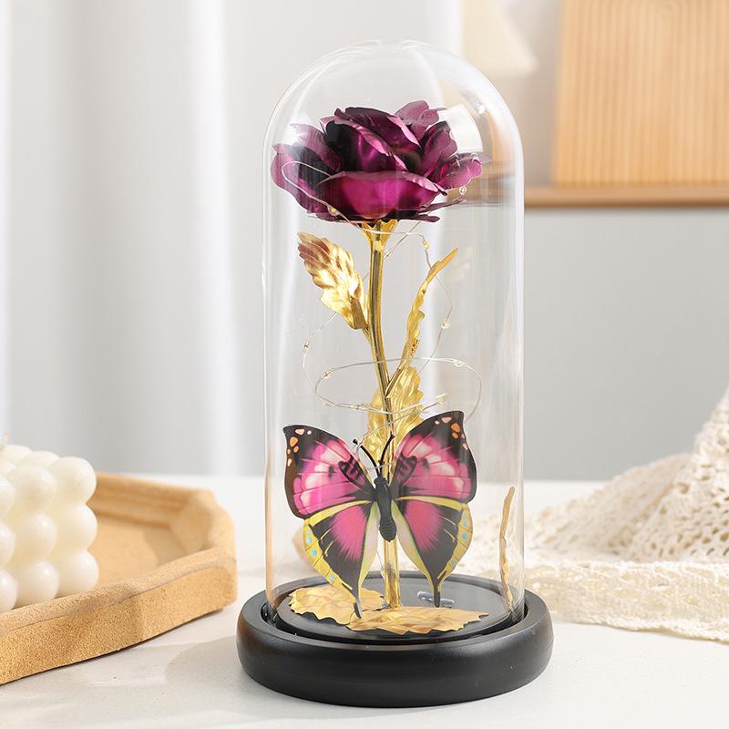 

Сделанное вручную украшение-светильник в стеклянном куполе с цветком розы из золотой фольги - Подарочная коробка на День святого Валентина