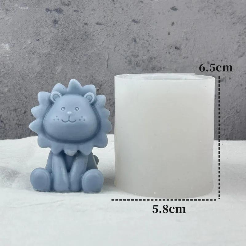 1pc Cute Lion Silicone Candle Mold Handmade 3D Sitting Lion King Animal Soap Paste Resin Cement Casting Mold
