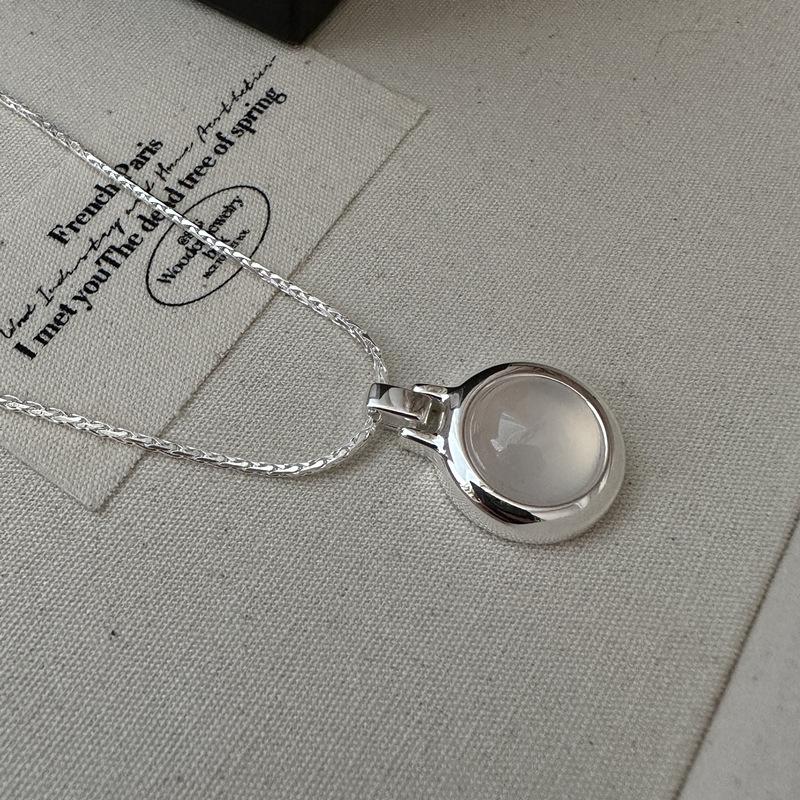 S925 Sterling Silver Niche Design White Agate Necklace Korean Fashion Simple Style Collarbone Chain