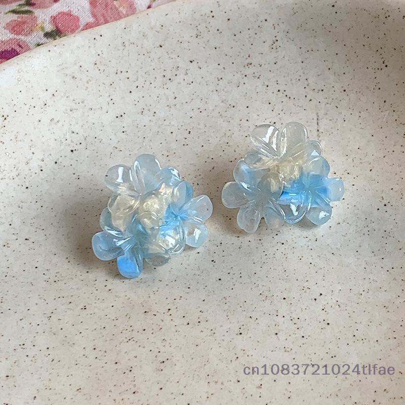 Embroidered Ball Flower Stud Earrings with Contrasting Resin for Stylish Women; Sweet Fashion Ear Jewelry