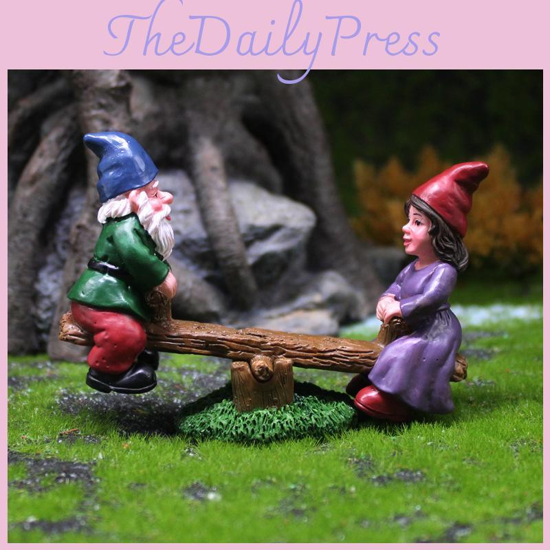 Dwarf Resin Seesaw Ornament Creative Garden And Party Micro Decoration Landscape