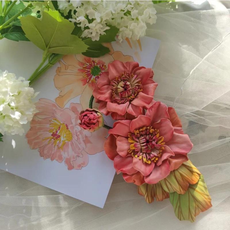 Personalisierter Echtleder Handgefertigter Blumen Taschenanhänger Kundenspezifische Geschenke für Mutter Valentinstagsgeschenke