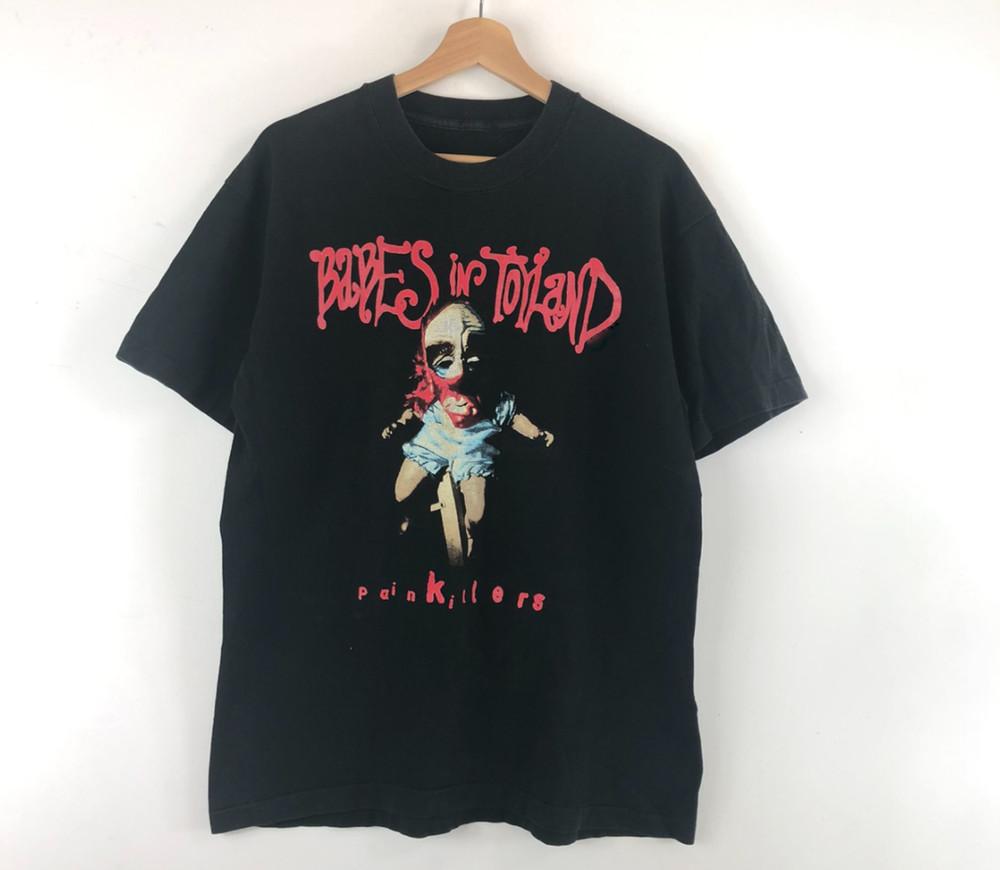 

Babes in Toyland Men Tshirt Black Unisex Cotton All Sizes Unisex T-Shirt S