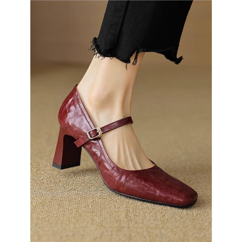 Soft Sheepskin High Heels For Women Black 2026 Spring French Retro Square Toe Thick Heel Shallow Mouth Women Single Shoes