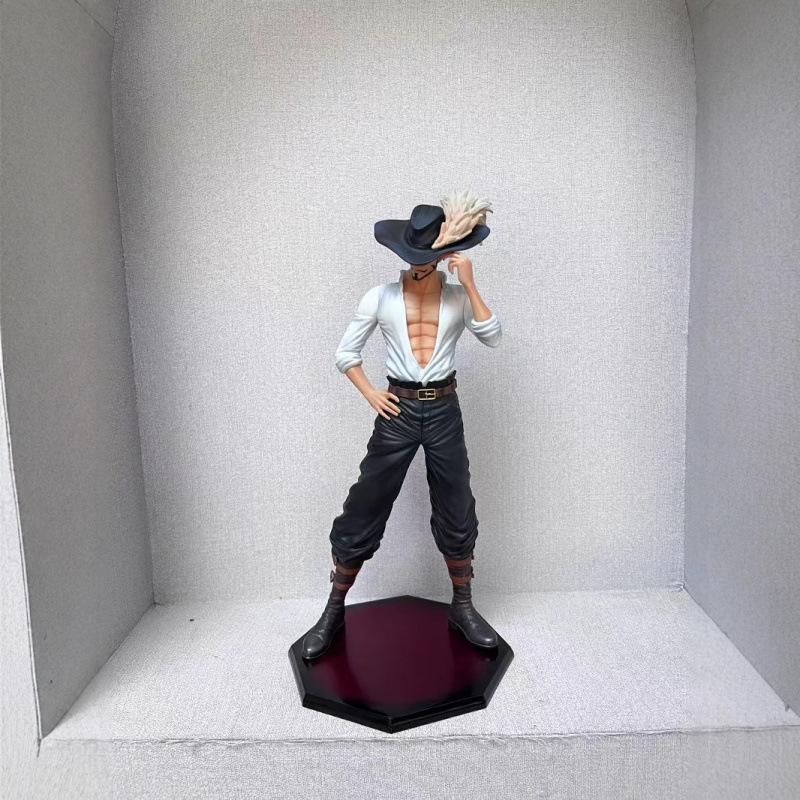 

Animation ONE PIECE Hawkeye Mihawk figure, King Shimbukai white Hawkeye statue model ornament doll
