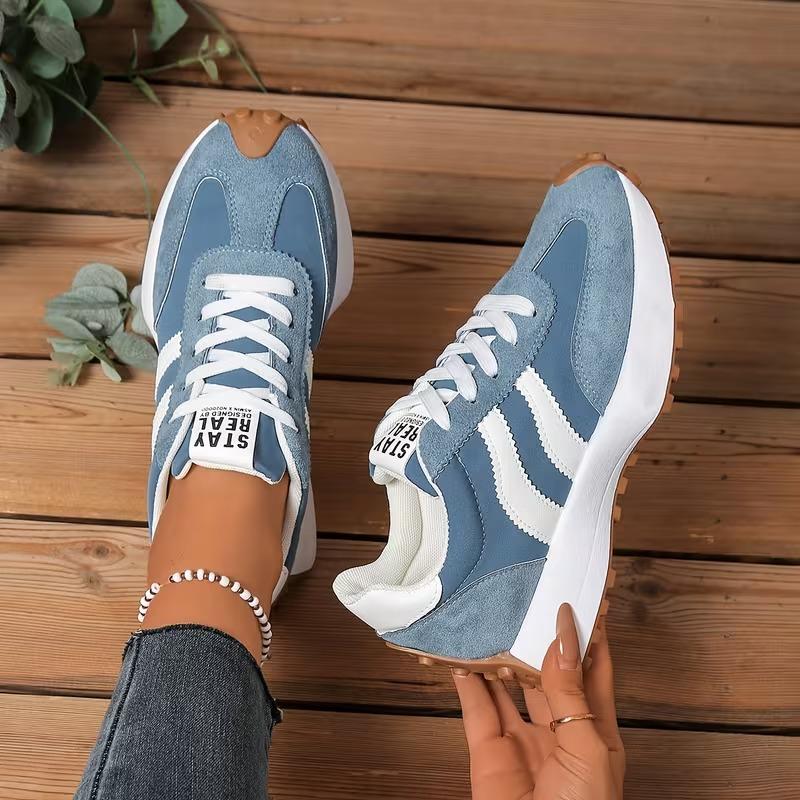 2026 Women Sneakers Spring New Luxury Flat Comfortable Slip On Soft Trend Sneakers Women Lightweight Outdoor Shoes for Women