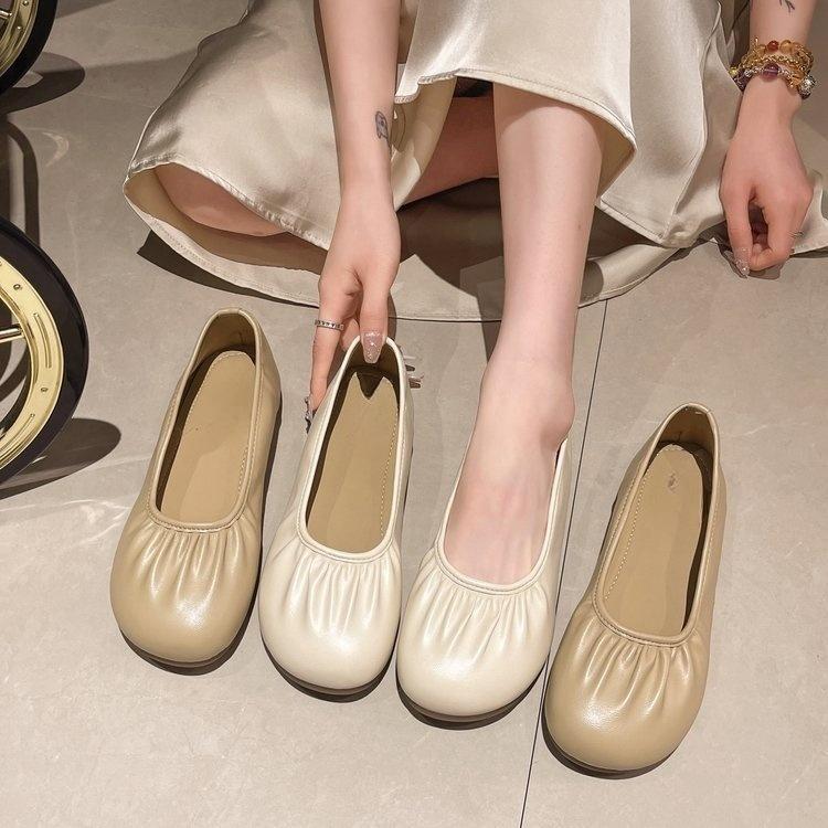 French gentle wind shallow mouth grandma shoes women's 2025 new summer with skirt one pedal soft flat sole maternity shoes