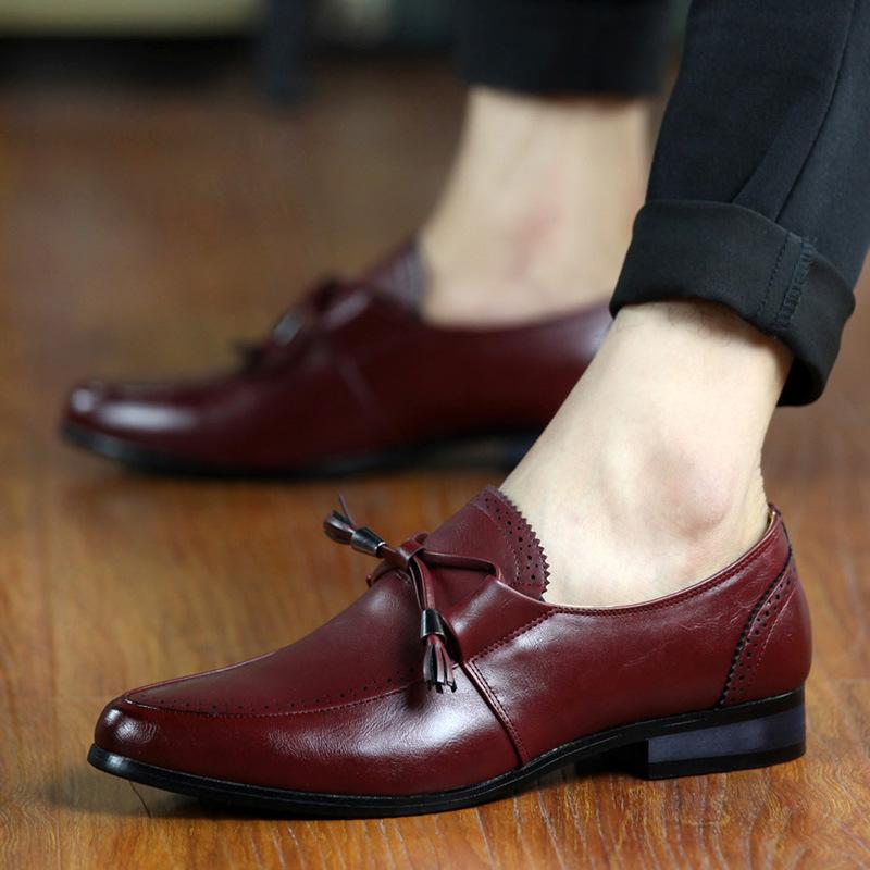 British style retro foot shoes men's shoes European and American youth wedding ceremony groom pointed casual dress small size
