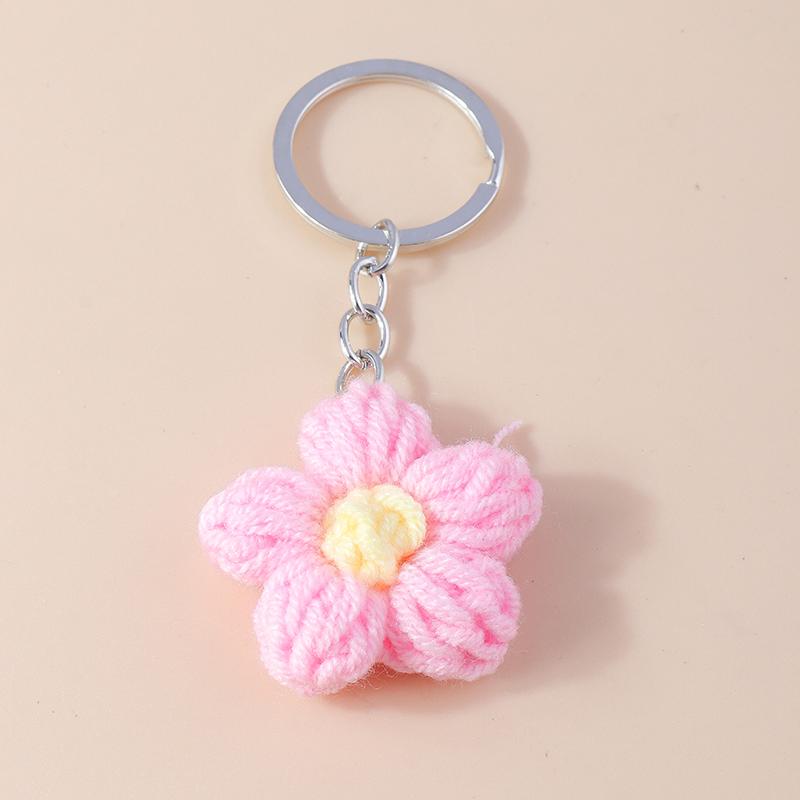 Aihua Hot New Handmade Knitted Keychain Keyring For Women Girl Cute Crocheted Flower Pendants Car Key Ring Handbag Charms Gifts