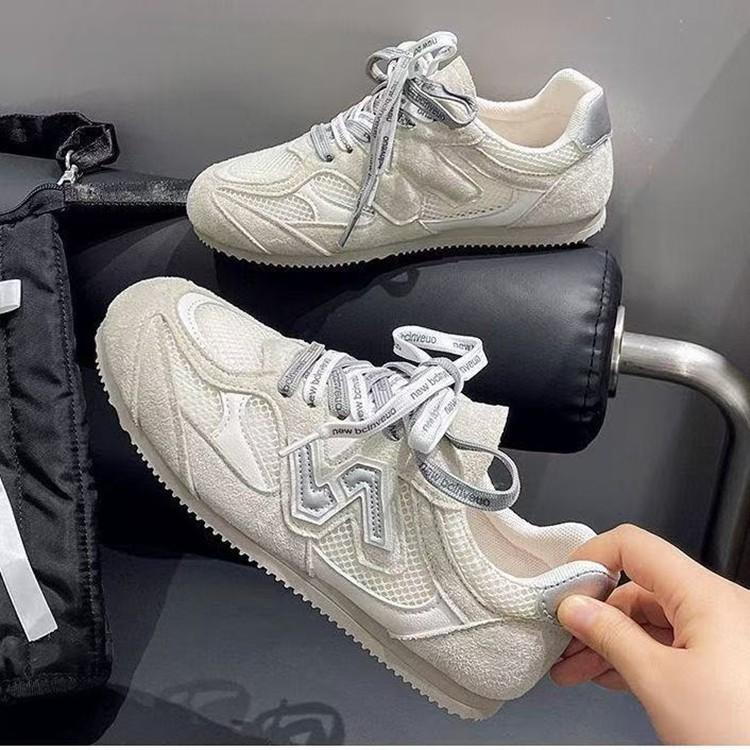 2025 New Summer Mesh Breathable German Training Shoes Women's Popular Sports and Leisure Women's Shoes Thin-soled Sports Shoes Women's