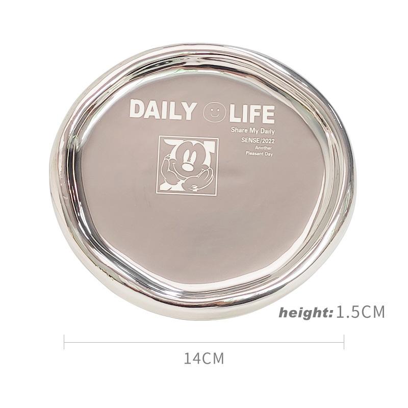 Versilbertes Keramiktablett Internetberühmte Foto-Requisiten Keramik Schmuckornamente Aufbewahrungs-Präsentationstablett