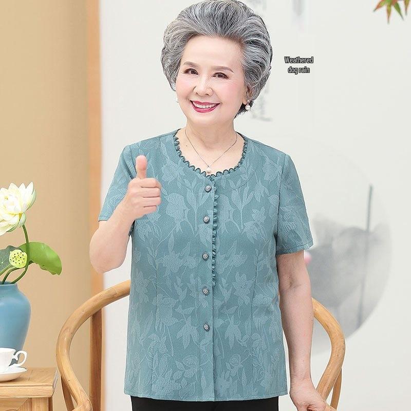 Summer Cotton Tops: Short-Sleeved, Loose-Fit Shirts for Middle-Aged and Elderly Women.
