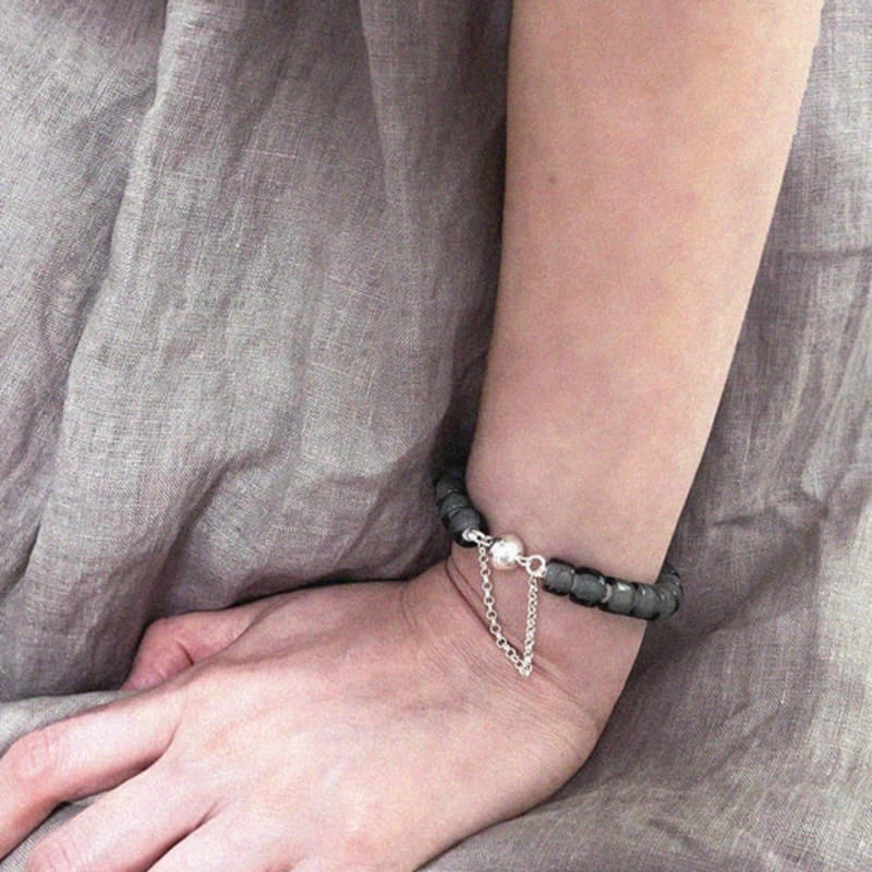 

skos Glass BIz Bracelet(grey) 19cm