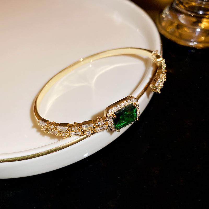 Gold Plated Zircon Titanium Steel Korean Minimalist Bangle | Versatile High-End Bracelet for Women
