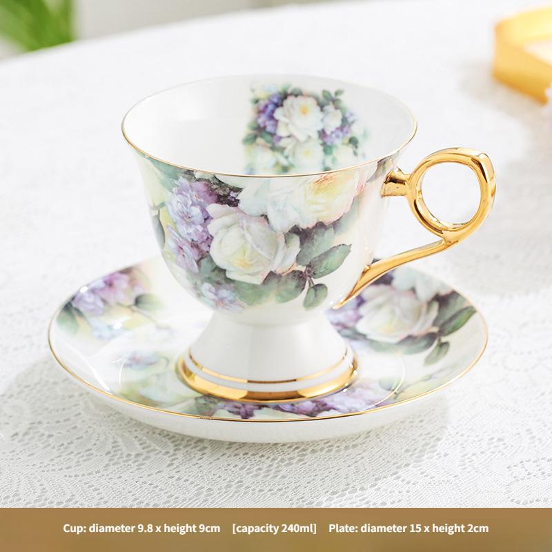 Tazze e piattini da caffè in porcellana ossea, tazze e piattini da tè nero a gambo alto con bordo dorato di lusso leggero