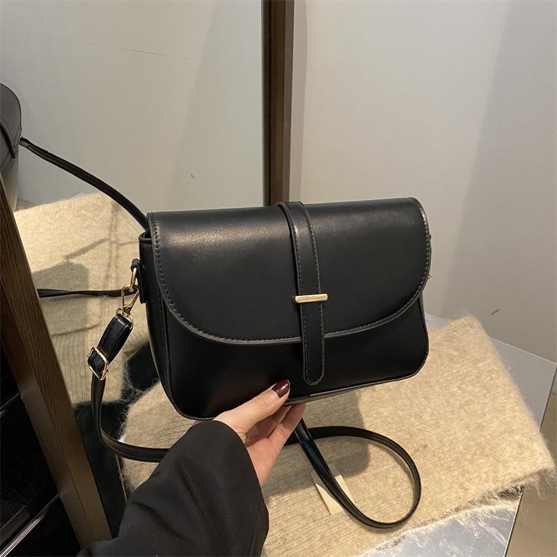 Casual Pu Messenger Bag Women's New Trendy Fashion Versatile Mother Shoulder Bag Commuting Large Capacity Small Square Bag