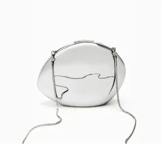 Borsa a Mano a Forma di Conchiglia Metallizzata Superficie Liscia a Specchio Argento Oro Donna Festa Serale Borsa Carina Borsa a Mano