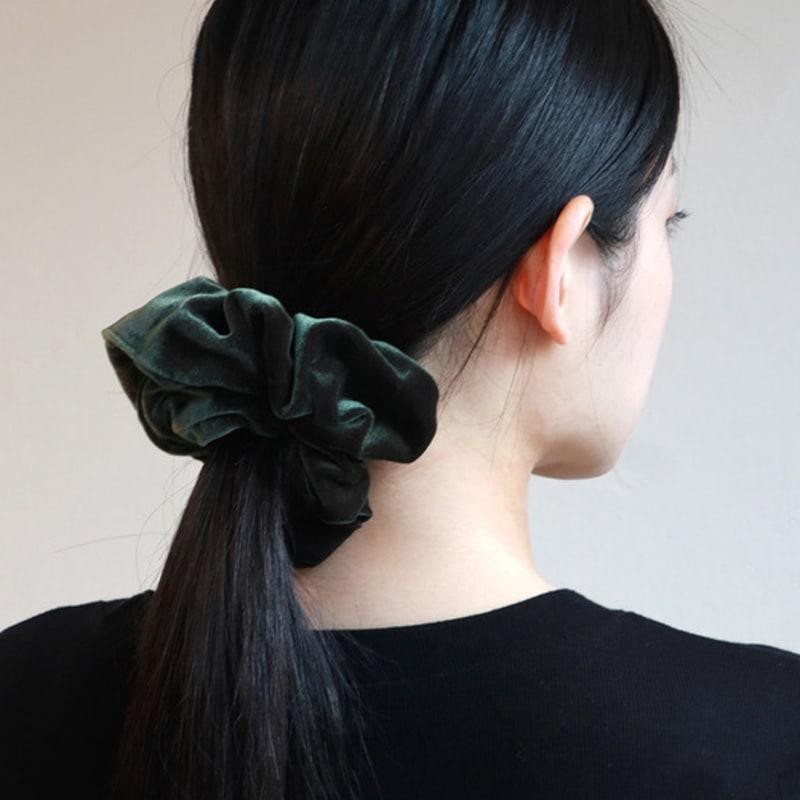 Less is more Velvet Scrunchie_7 colors