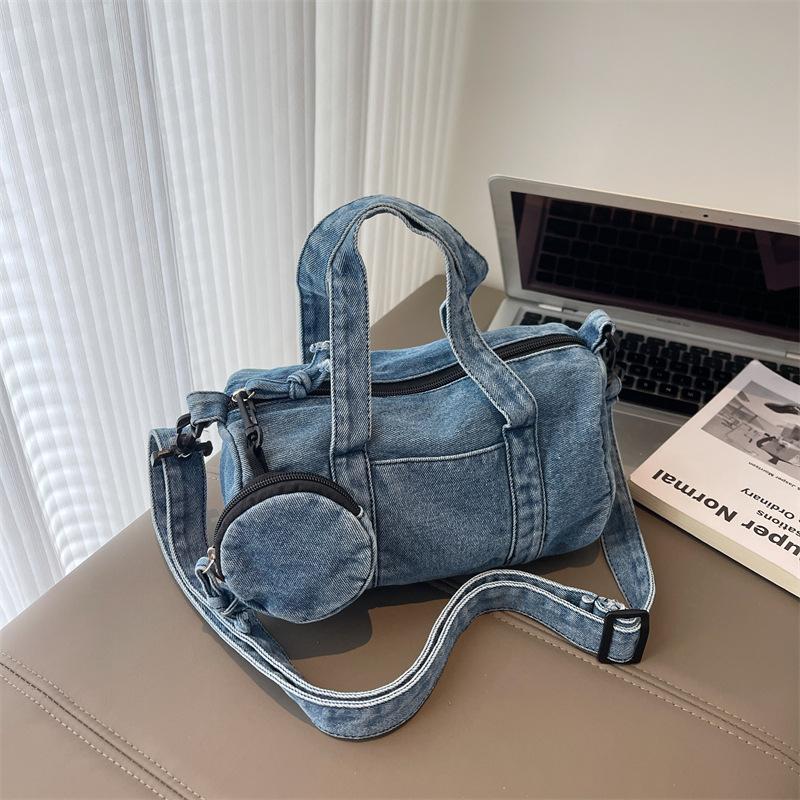 

Джинсовая сумка женская большой вместимости 2025 лето новая повседневная на плечо подмышку тканевая сумка для поездок на работу сумка-подушка светло-синий