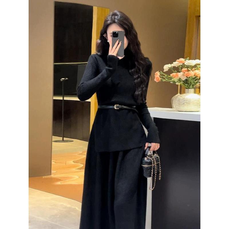 Chic Little Channel Style Knit Dress - Women's Autumn/Winter Set