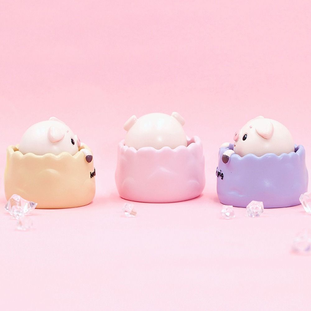 Resin Pig Shaking Head Car Ornament Shaking Head Shaking Head Pig Resin Figure Home Decoration