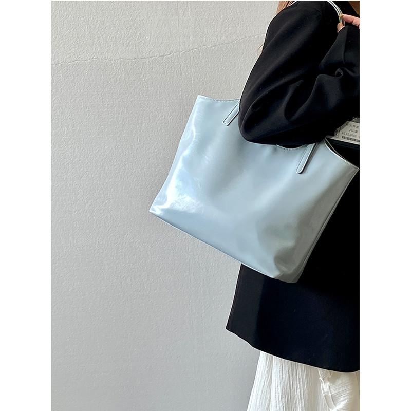 IELGY Ladies Tote Bag Korean Version Summer Blue Simple Commuter Large Capacity One-Shoulder Handbag