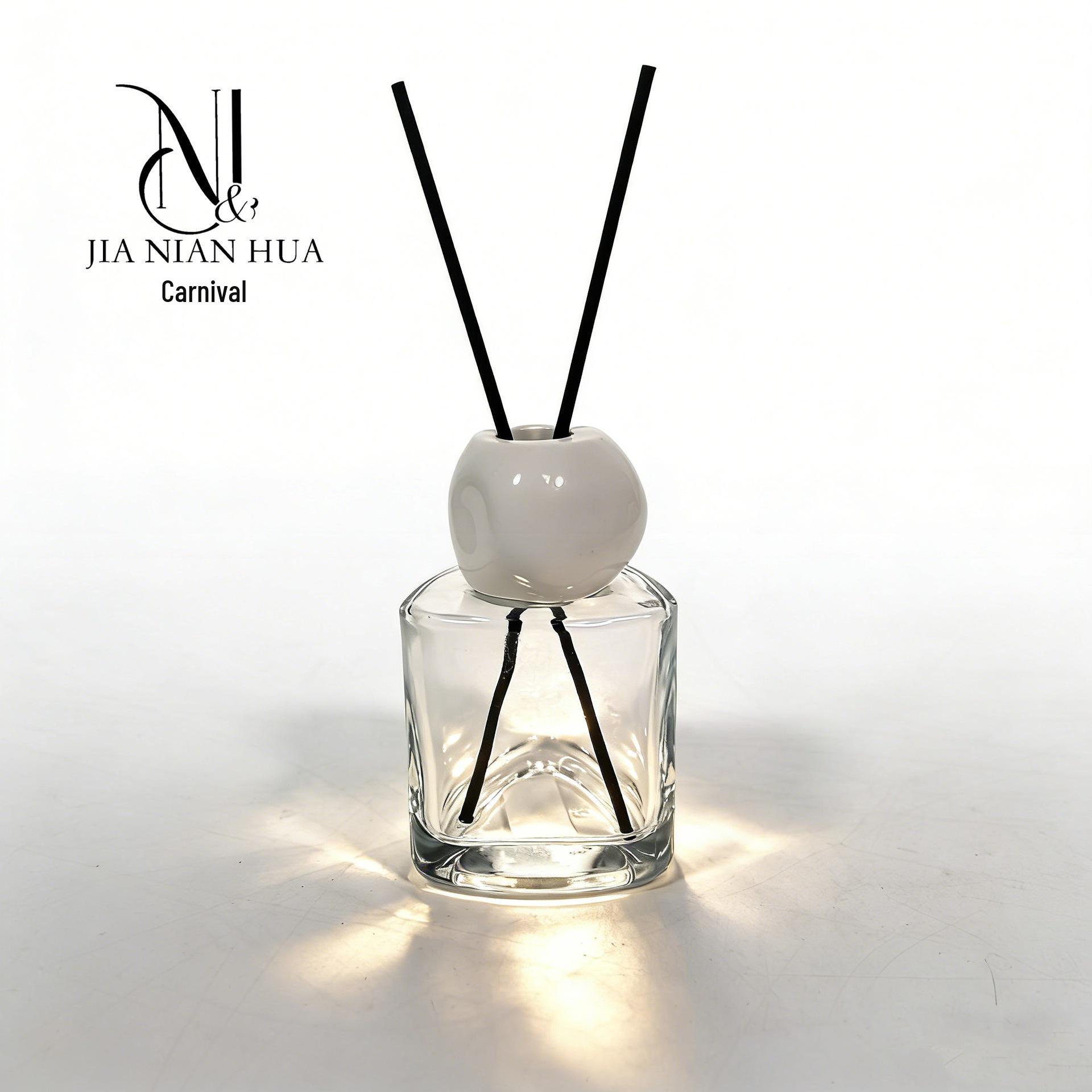 Elegant Transparent Triangle Aroma Diffuser Glass Bottle with Sticks for Home Decor