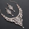 Court Cut-out Jewelry Set with Gold Inlaid with White Rhinestones