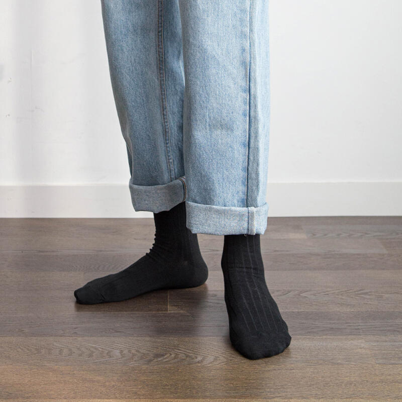 2 pairs of signature lip socks