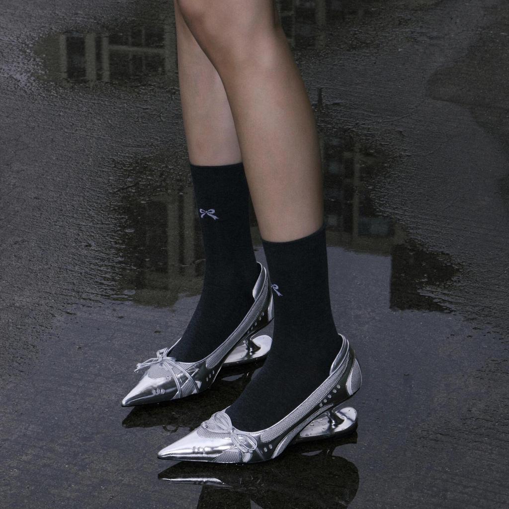 Niche Silver Pointed Special-shaped Suspension Heel Light Mouth Single Shoes Women's 2025 Autumn New Bow Mesh High Heels