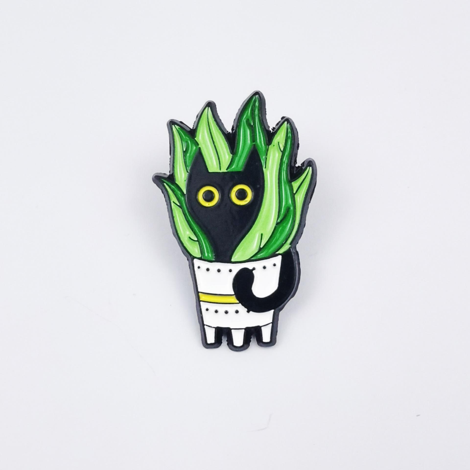 Creative Green Plant Brooch: Cute Cartoon Black Cat with Big Eyes - Backpack Decoration Pin