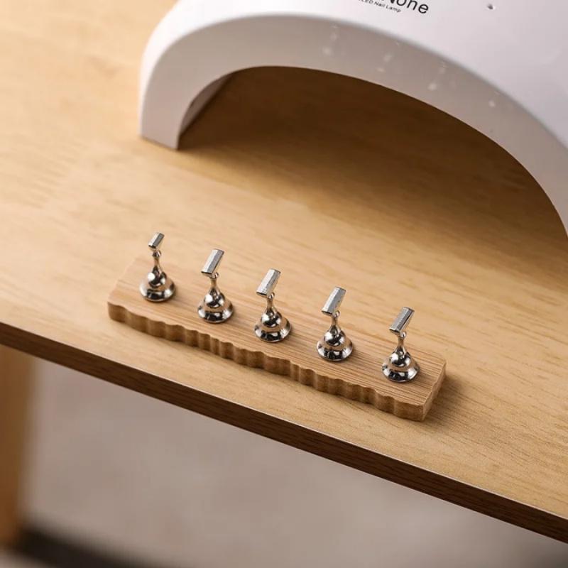 6pcs/set Manicure Practice Wooden Base Wear Nail Tip Magnetic Gold Silver Base Support Finger Rest Nail Tip Practice Bracket