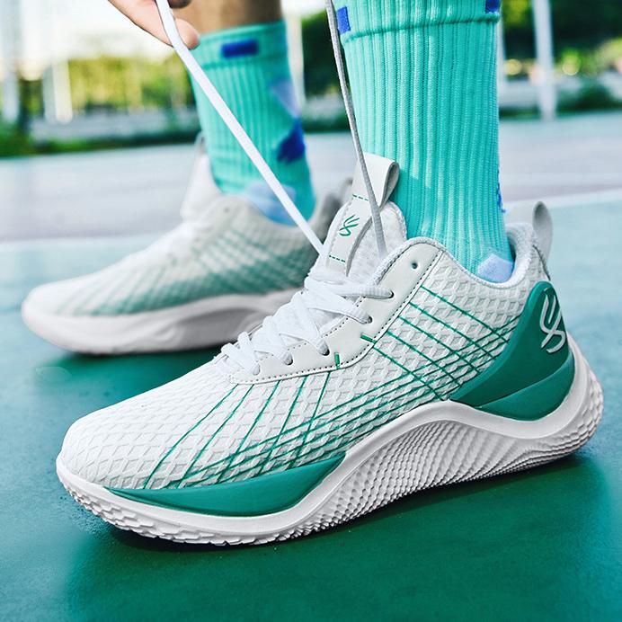 Sommer nye herresko Fritidssko Pustende Komfortabel løping Plus Size Basketball Sko Mote Par Sko